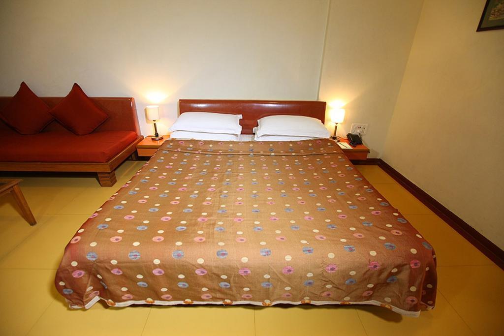 Shilpi Hill Resort Saputara Esterno foto